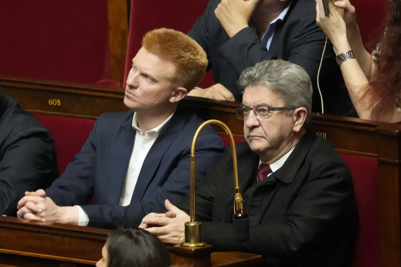 El diputado francés Adrien Quatennens concluye un año condenado