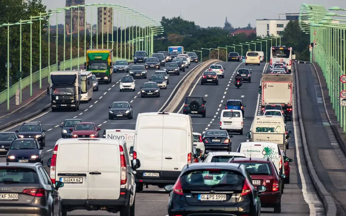 Qué considerar para que tu auto contamine menos