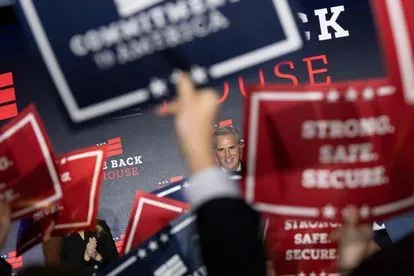 Rick Scott buscando culpables tras la derrota electoral