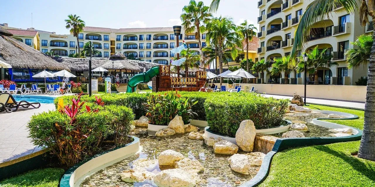 Royalton Vessence Cancun hotel