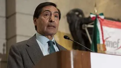 Secretario de Hacienda, entrega Paquete Económico 2022