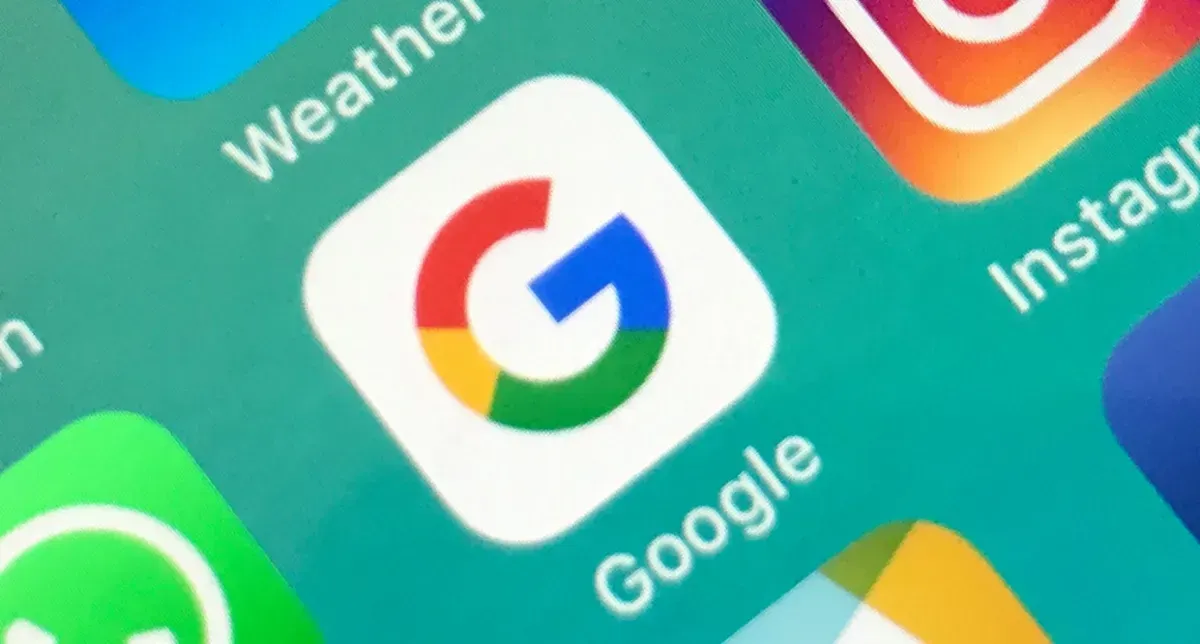 Si usas Google, enseñas su IA. Aprende a desactivar.