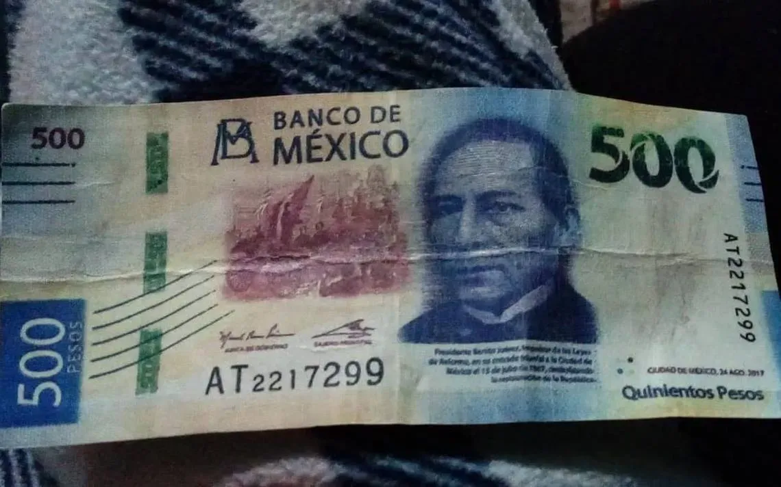 ¿Te entregaron un billete falso? Esto es lo que tienes que hacer