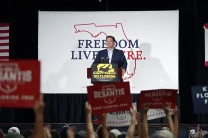 Trump y DeSantis evitan la confrontación en sus mítines paralelos en Florida