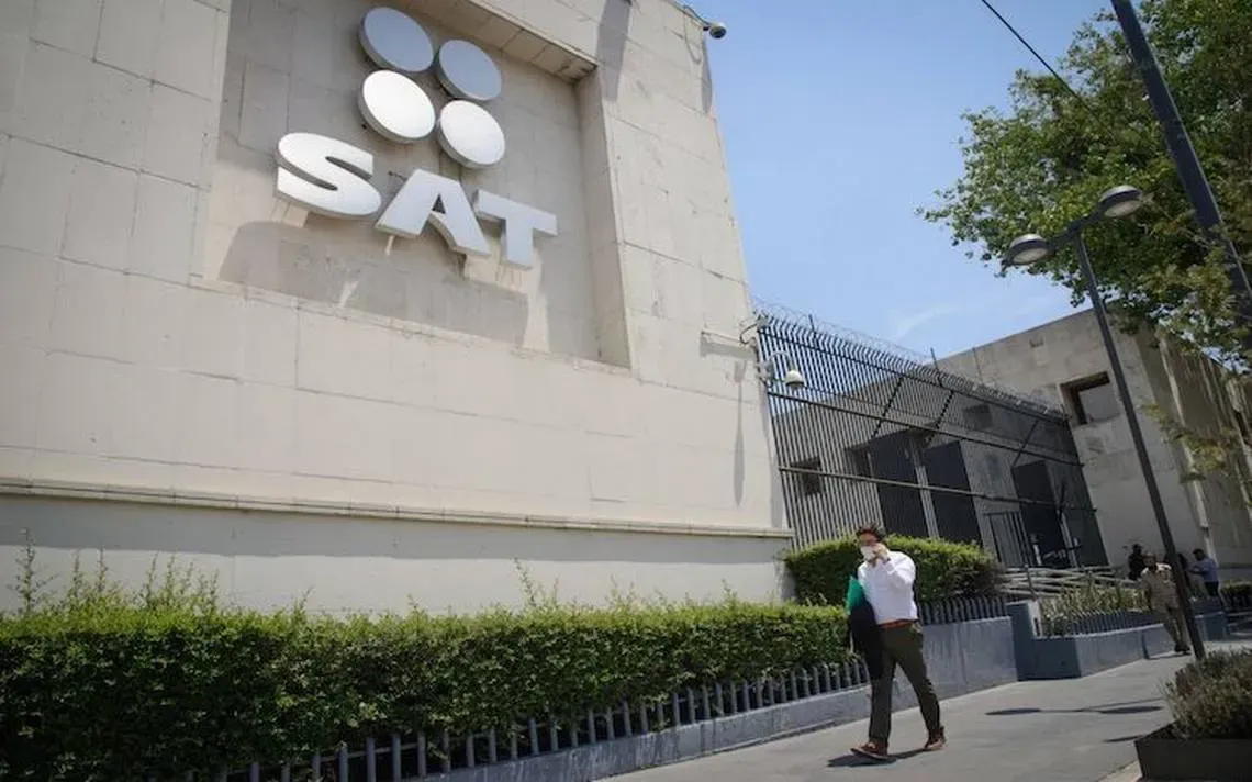 UIF indaga a empresas factureras en NL