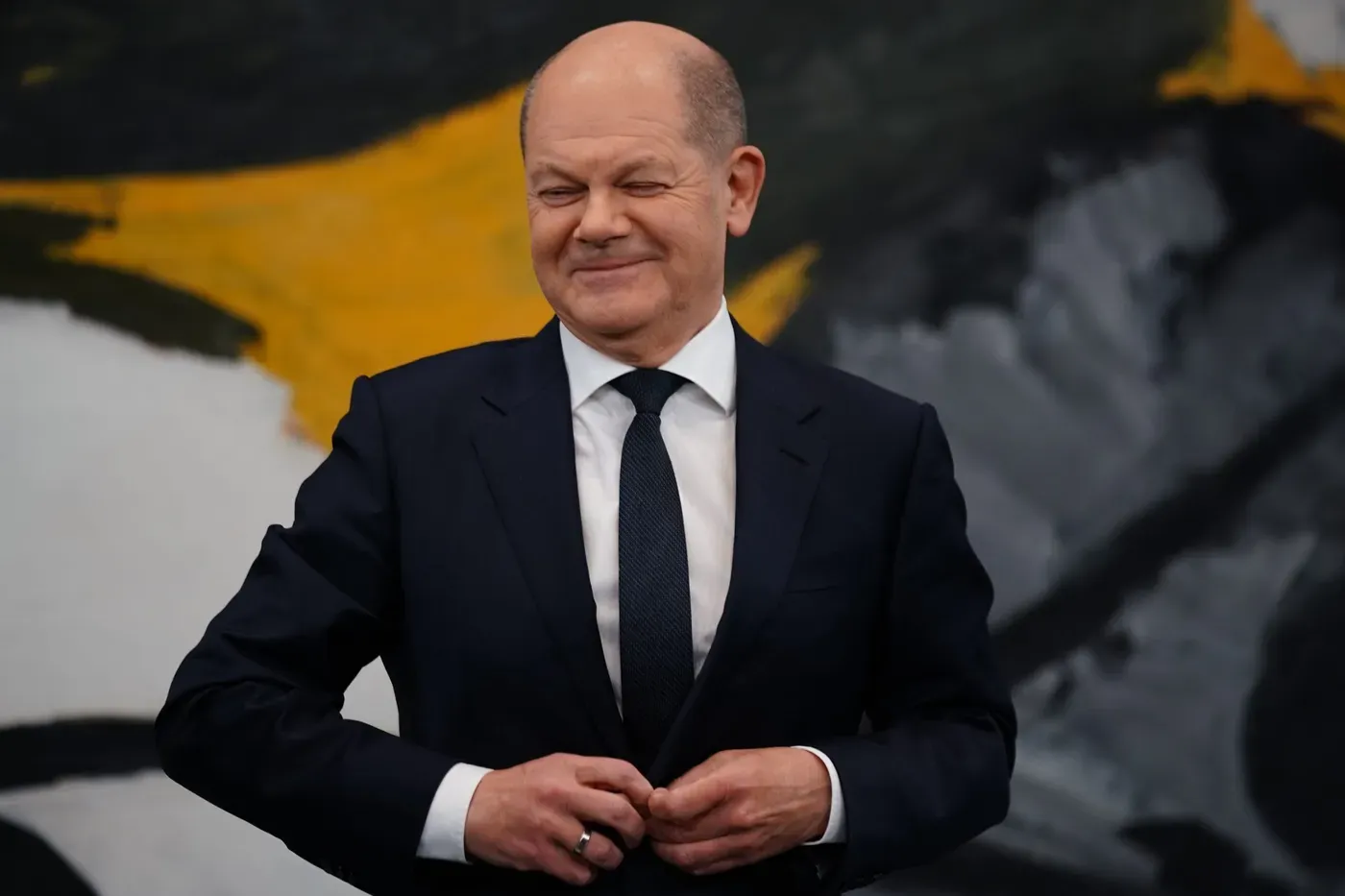 Un año de tripartito alemán: La guerra, la crisis energética y la inflación afecta a Olaf Scholz