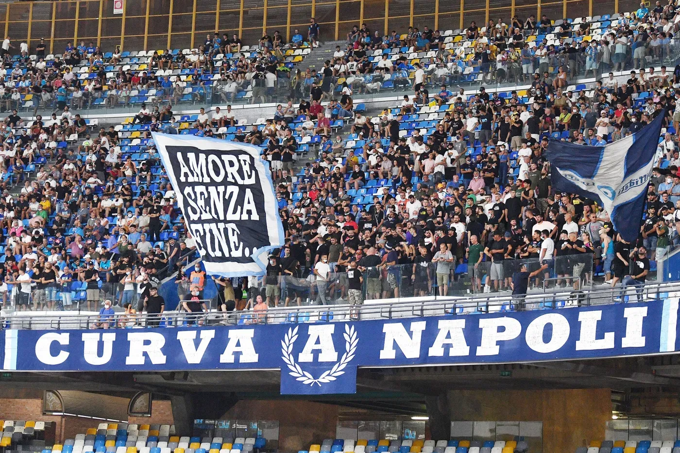 Un equipo zombi sin campeonato ni rivales a causa de sus deudas