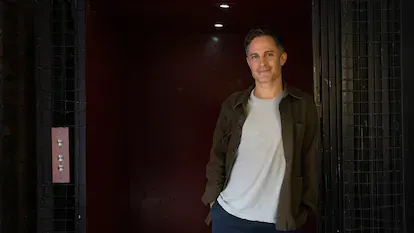 Gael García en los estudios Churubusco.