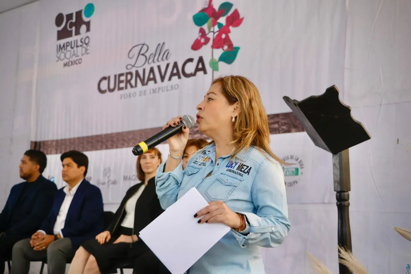 Recibe Lucy Meza respaldo de INSPIRAN