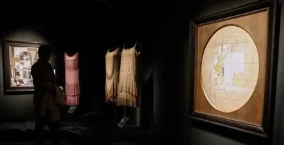 Vista de la exposición Picasso/Chanel, hasta el próximo 15 de enero en el Museo Thyssen Bornemisza.