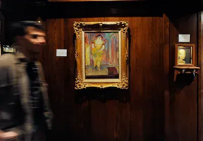Una pintura atribuida al artista holandés Kees Van Dongen (1877-1968) y propiedad de la cantante Barbra Streisand en una subasta de algunos de sus objetos personales celebrada en octubre de 2009 en Lo