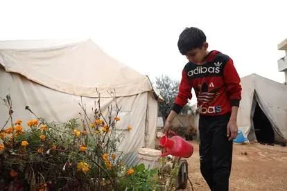 El entrenador de estos niños, Mohammad Mustafa Day, recuerda que, tras el partido final, el sufrimiento de sus pequeños jugadores seguirá, ya que cada uno de ellos volverá a su arduo trabajo y a su ti