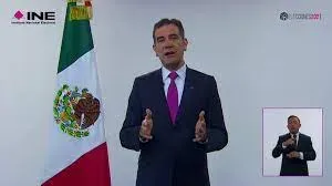 INE estima que Morena ganaría de 190 a 203 diputaciones