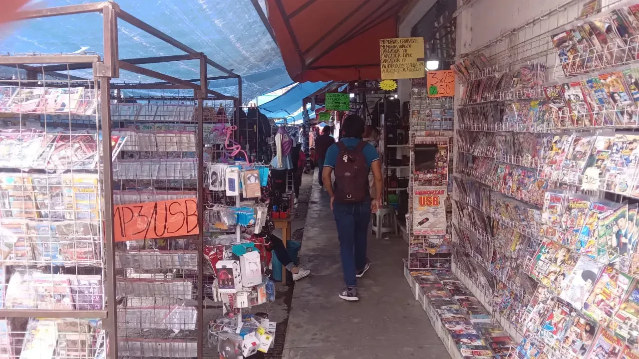 legitiman a 300 ambulantes en morelos