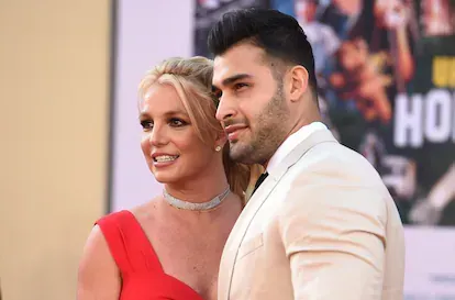 Britney Spears y Sam Asghari en un estreno de cine en Los Ángeles, California, en julio de 2019.
