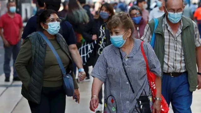 México reporta 52 nuevas muertes y otros 855 contagios de la Covid-19