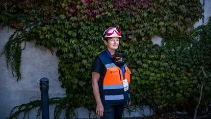DVD 1071 (26-09-21) Inés Galindo, vulcanóloga, en el centro de mando de El Paso, en La Palma Foto Samuel Sánchez