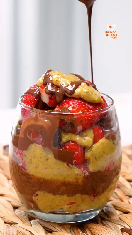 Cómo hacer 1 litro de fresas estilo Dubái buenas, bonitas y baratas: el postre más viral del momento