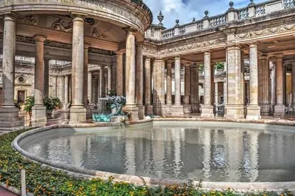 Una de las fuentes de Montecatini Terme, en la Toscana italiana.