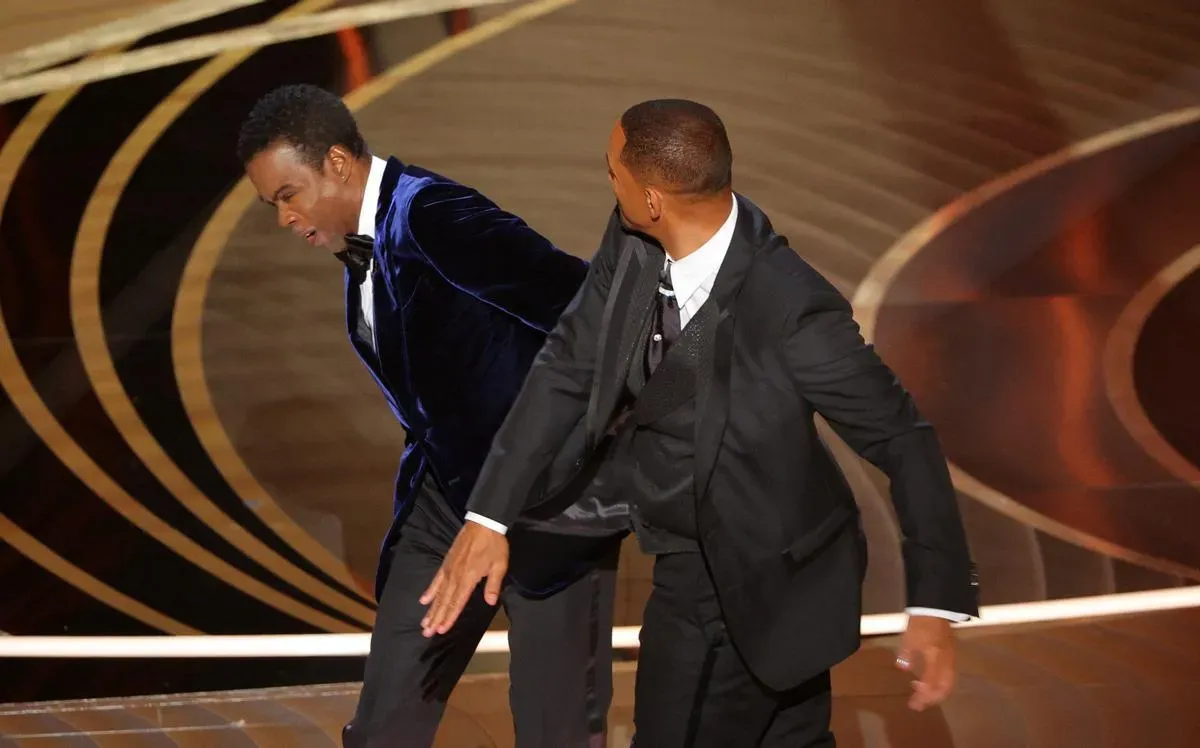 Bofetada o puñetazo? Así ha sido la agresión de Will Smith a Chris Rock