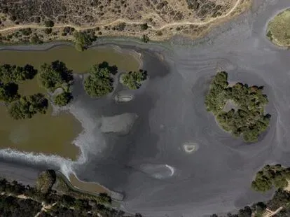 Vista aérea de la presa Las Colonias, que forma parte de El Charco del Ingenio, el pasado 6 de abril.
