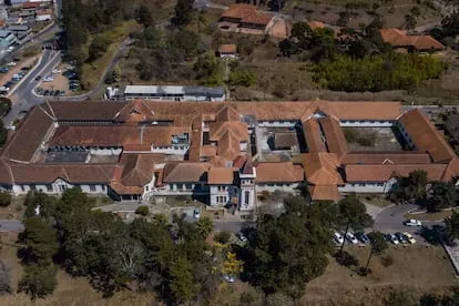 Vista aérea del antiguo manicomio Colonia de Barbácena, convertido tras el cierre en el Museo de la Locura y un hospital.