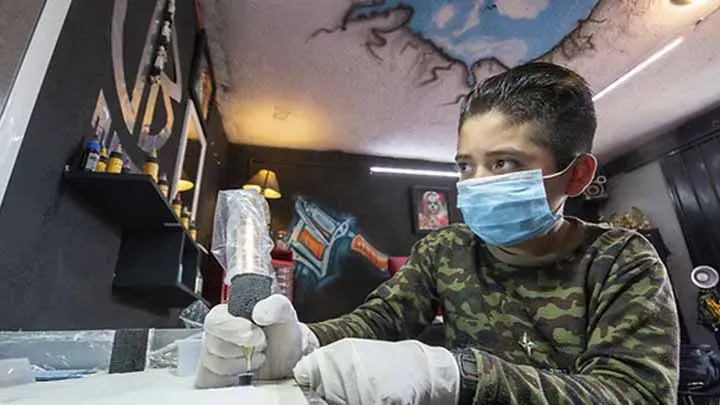 Conoce a Brandon el niño tatuador de tan solo 11 años