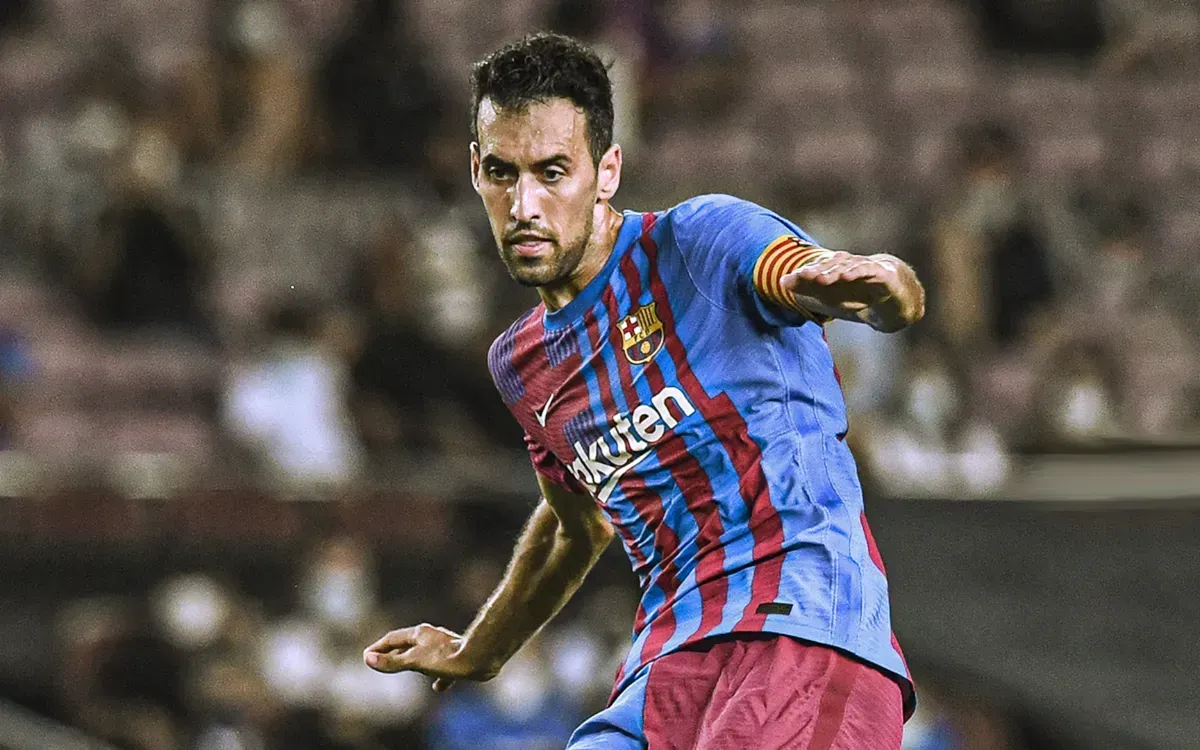 Sergio Busquets | Ficha del jugador 21/22 | Centrocampista | Canal Oficial  FC Barcelona