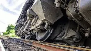 Un choque de dos trenes causa al menos 36 muertos en Pakistán