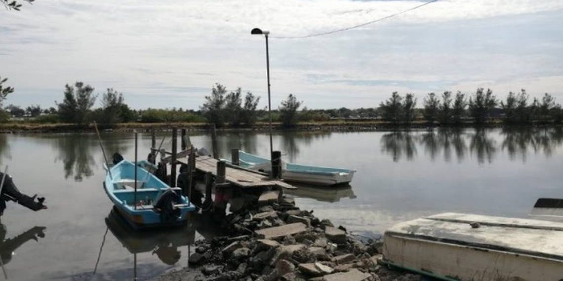 Por sequía en Tamaulipas, bomberos recurren a las lagunas - El Sol de México