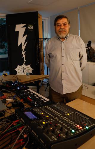 La Jornada: Soy más un científico que un músico que toca en bares: Antonio Russek