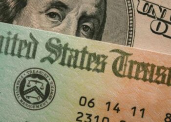 Rendimientos de bonos del Tesoro suben, a la espera de datos del mercado laboral