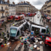 Videos | Chocan tranvías en Francia; al menos 50 heridos