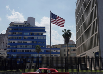 Cuba promete liberar a 553 presos después de que EU aligeró sanciones