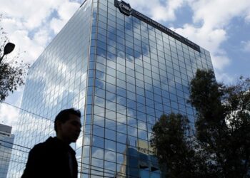 El Estado es responsable por las fallas de supervisión de la CNBV: Tribunal Colegiado