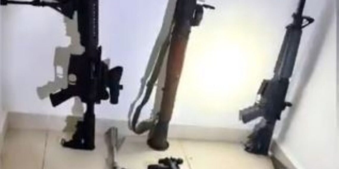 FGR incauta cocaína, metanfetamina y armamento de alto poder en Nuevo León