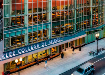 Fundación Latin Grammy anuncia beca para músicos emergentes en Berklee College