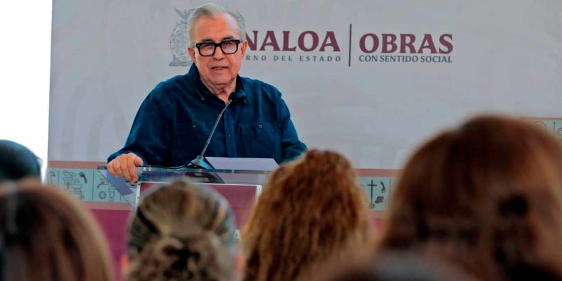 Inaugura Rocha la primera etapa del malecón de Guamúchil