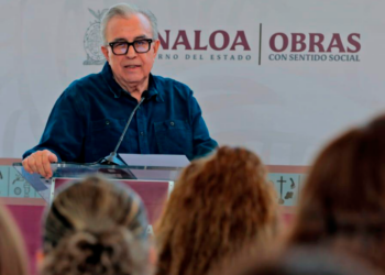 Inaugura Rocha la primera etapa del malecón de Guamúchil