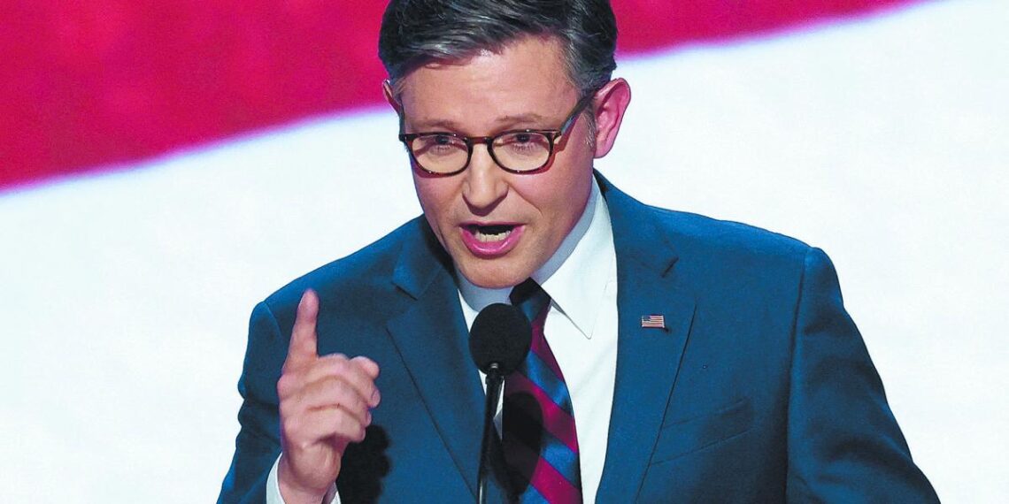 Mike Johnson, líder republicano, impulsa estrategia para aprobar megaproyecto prioritario de Trump