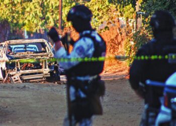 Reportan nuevos enfrentamientos, asesinatos y bloqueos en Sinaloa