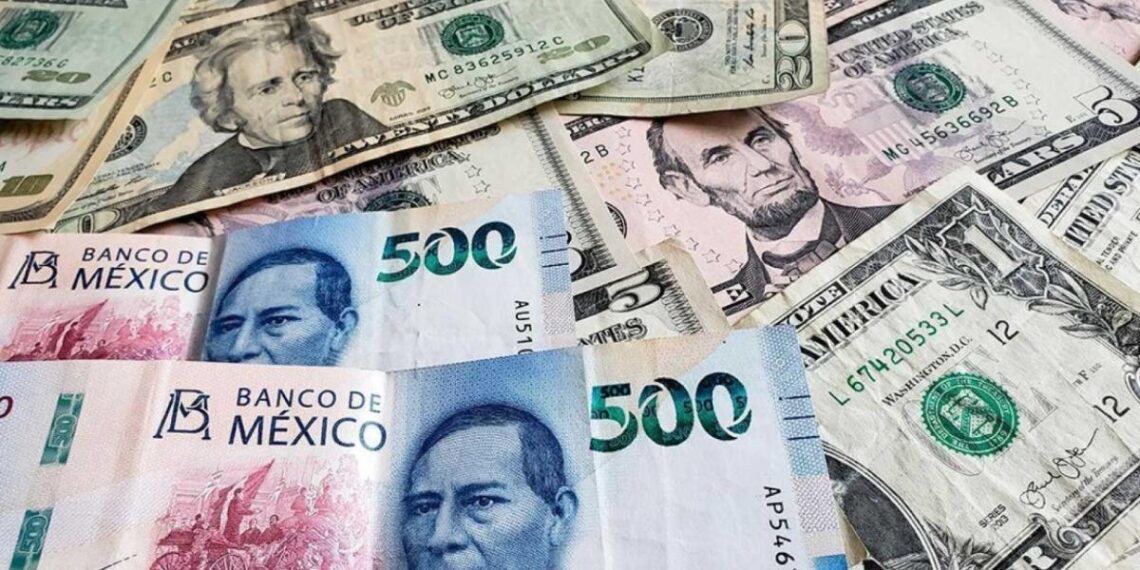 Peso mexicano extiende caída ante apuestas de pocos recortes de la Fed