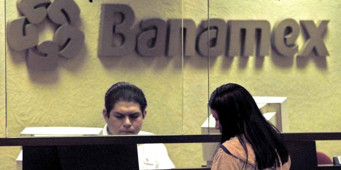 Tras primeros anuncios de Trump, se mantiene incertidumbre económica para México: Banamex