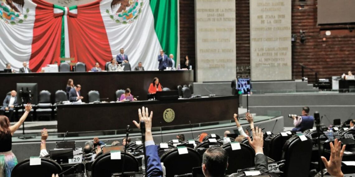 Buscarían quitarle facultades a Congresos locales en materia de desafuero