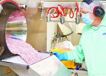 Aplazan al 13 de enero el fallo de licitación de medicamentos