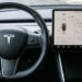 EU investiga unos 2.6 millones de autos Tesla por función "Actually Smart Summon"