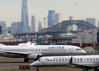 United Airlines llevará Starlink de Musk a sus vuelos en primavera boreal