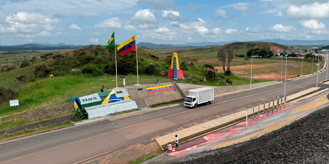 Venezuela cierra frontera con Brasil por tres días ante la investidura de Maduro
