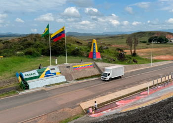 Venezuela cierra frontera con Brasil por tres días ante la investidura de Maduro
