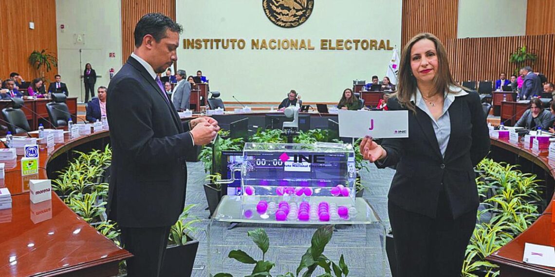 Aprueban urna única para votos en elección judicial